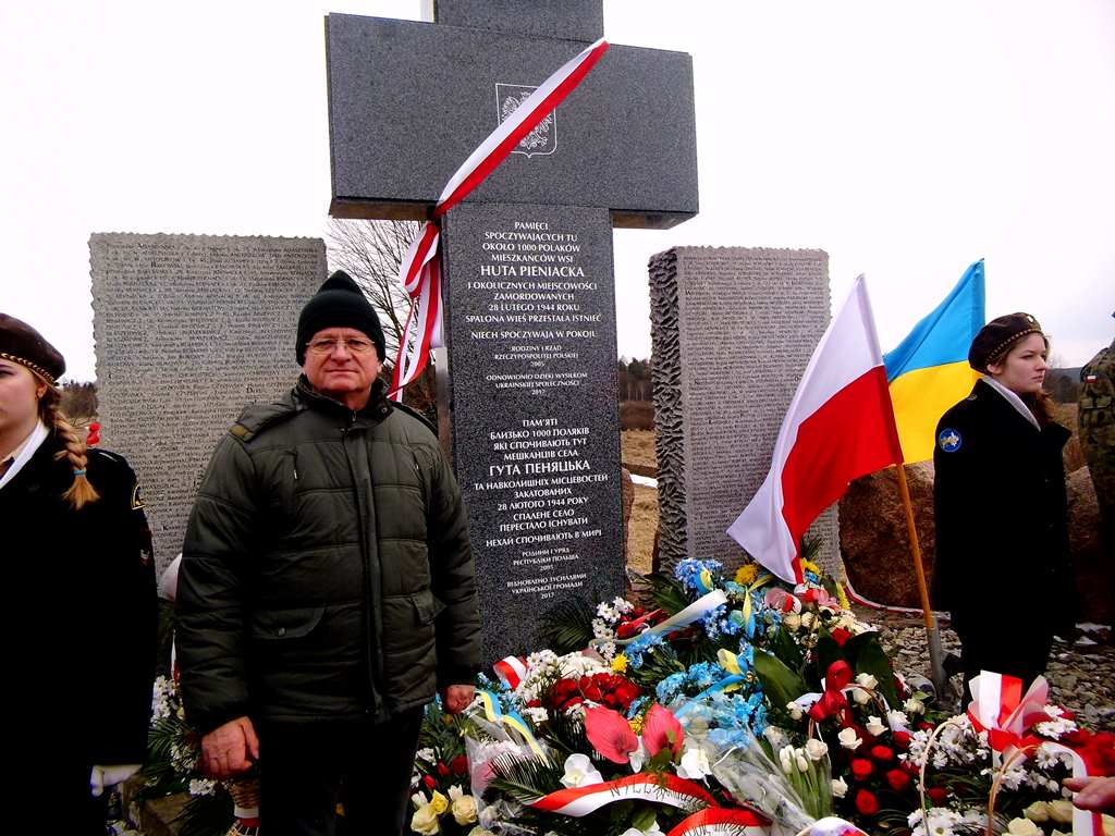 ZOR w obchodach 73 rocznicy zbrodni w Hucie Pieniackiej na Ukrainie
