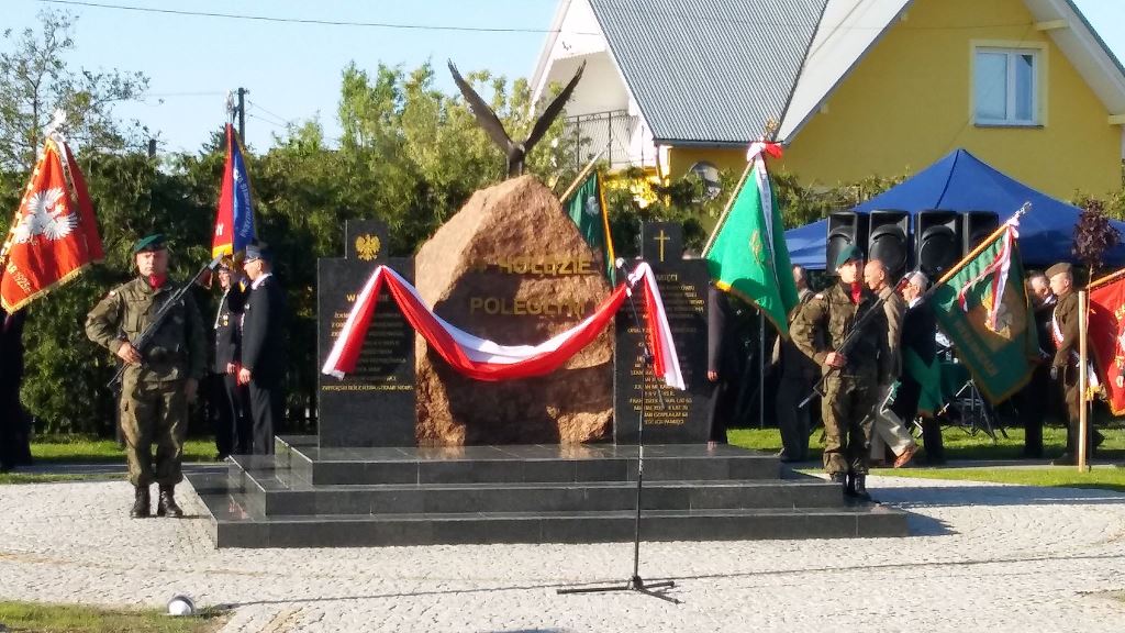 ZOR RP na odsłonięciu pomnika upamiętniającego bitwę pod Kuryłówką  k. Leżajska