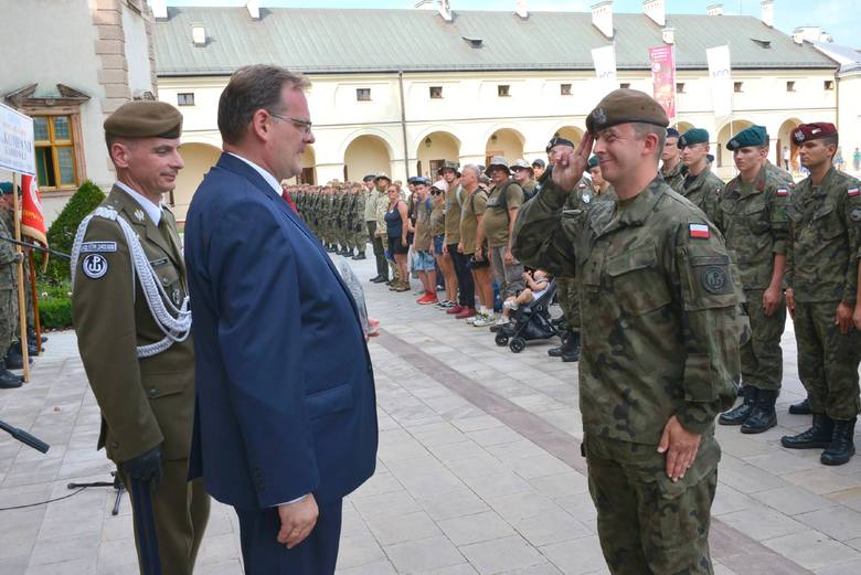 Ppor. Adam Dłużniak zwycięzcą marszobiegu na 100 km podczas „Marszu Szlakiem Pierwszej Kompanii Kadrowej”