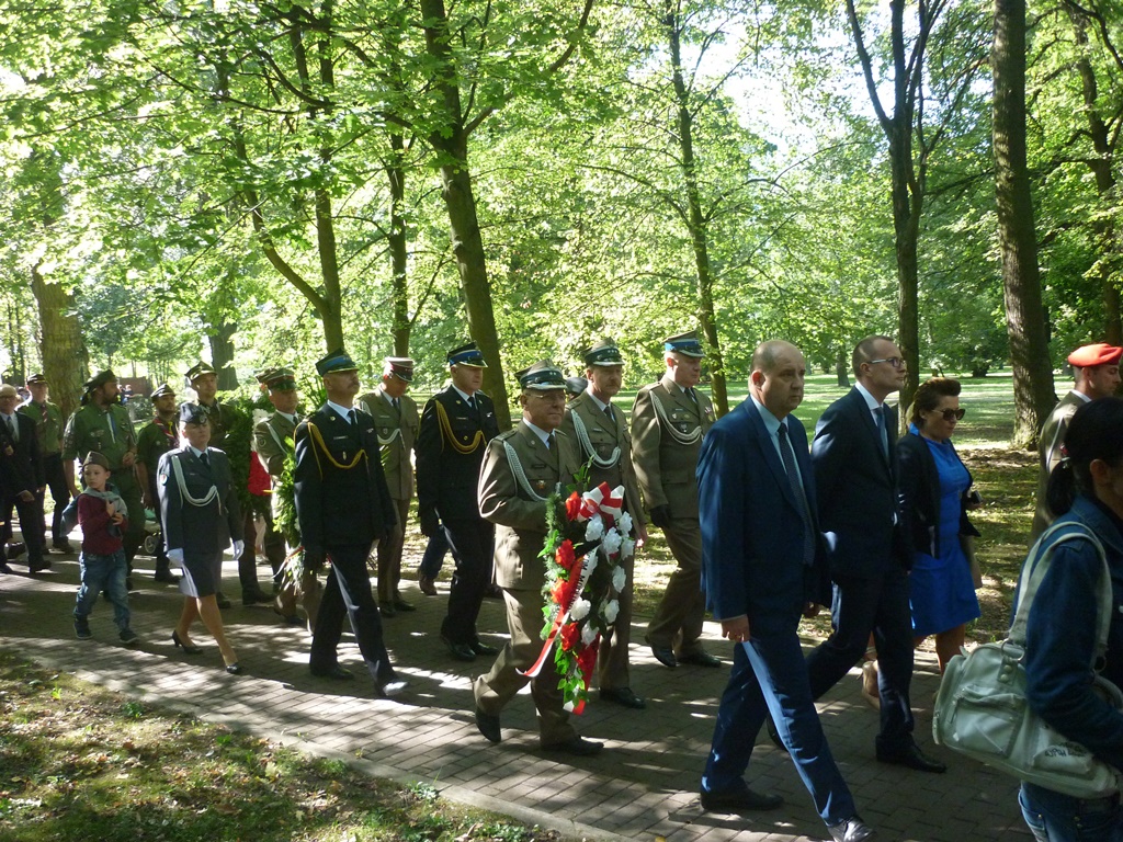Pogrzeb obrońców Modlina poległych we wrześniu 1939 r.