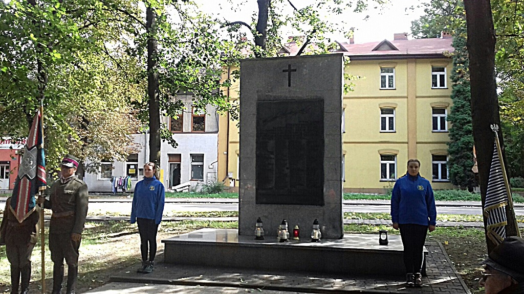 Uroczystości w 79 rocznicę masowych aresztowań członków konspiracyjnej organizacji ,,Płomień’’ w Zawierciu 