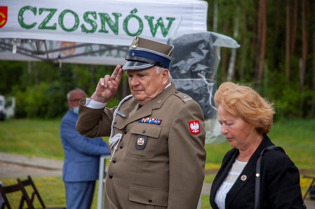 W hołdzie Maciejowi Ratajowi w 80 rocznicę rozstrzelania w Palmirach