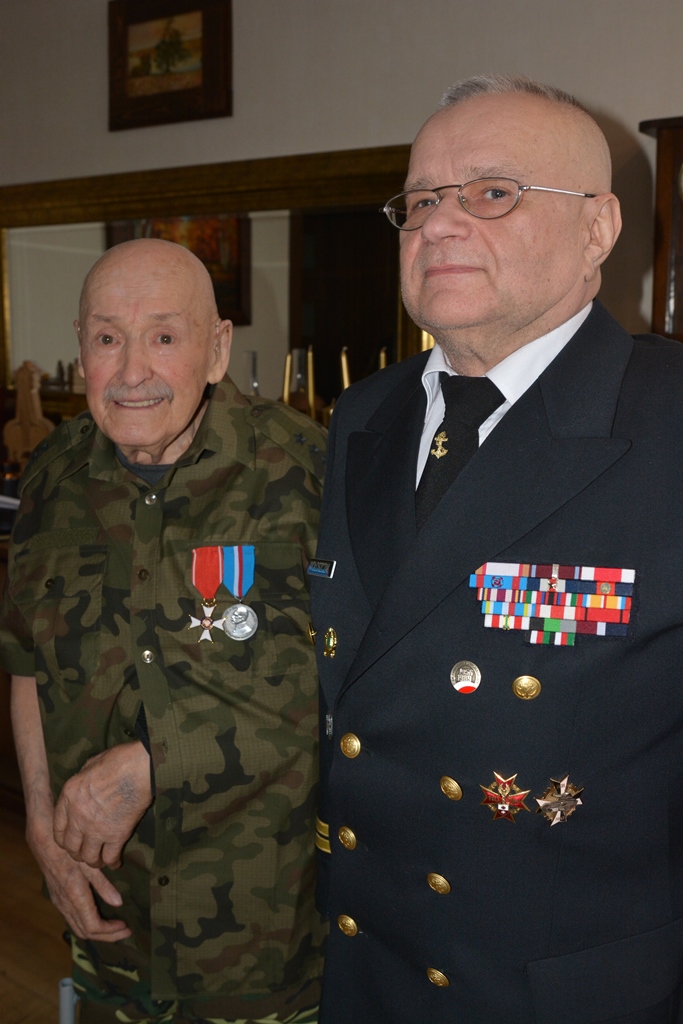 Srebrny Medal Za Zasługi Dla ZOR RP dla kombatanta AK kpt. Jana Kowalczysa
