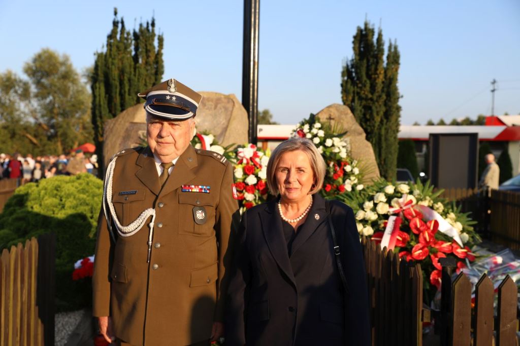 Obchody 101. rocznicy Bitwy nad Wkrą w Borkowie (Gmina Nasielsk)