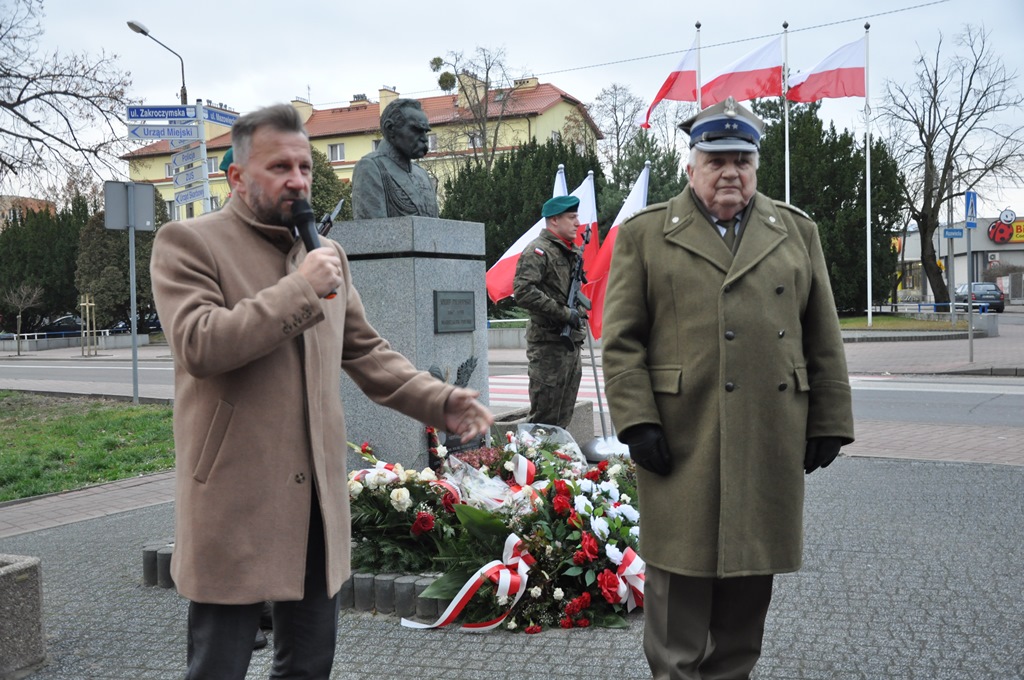 Obchody 154. rocznicy urodzin Marszałka Józefa Piłsudskiego w Nowym Dworze Mazowieckim 