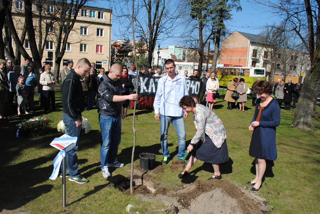 Obchody 73 rocznicy zbrodni Katyńskiej w Nowym Dworze Mazowieckim