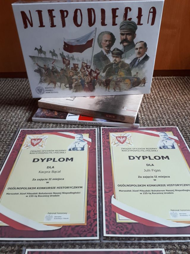W Bursie Szkolnej nr 2 w Lublinie nagrodzono laureatów konkursu o Marszałku Piłsudskim, zorganizowanym przez ZOR RP
