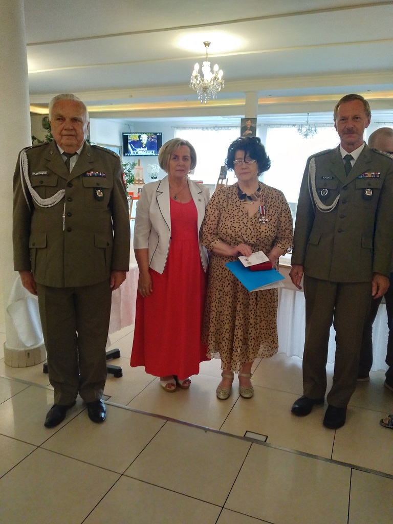 Wręczenie nagród laureatom konkursu o Marszałku Józefie Piłsudskim  w Warsztatach Terapii Zajęciowej w Nowym Dworze Mazowieckim