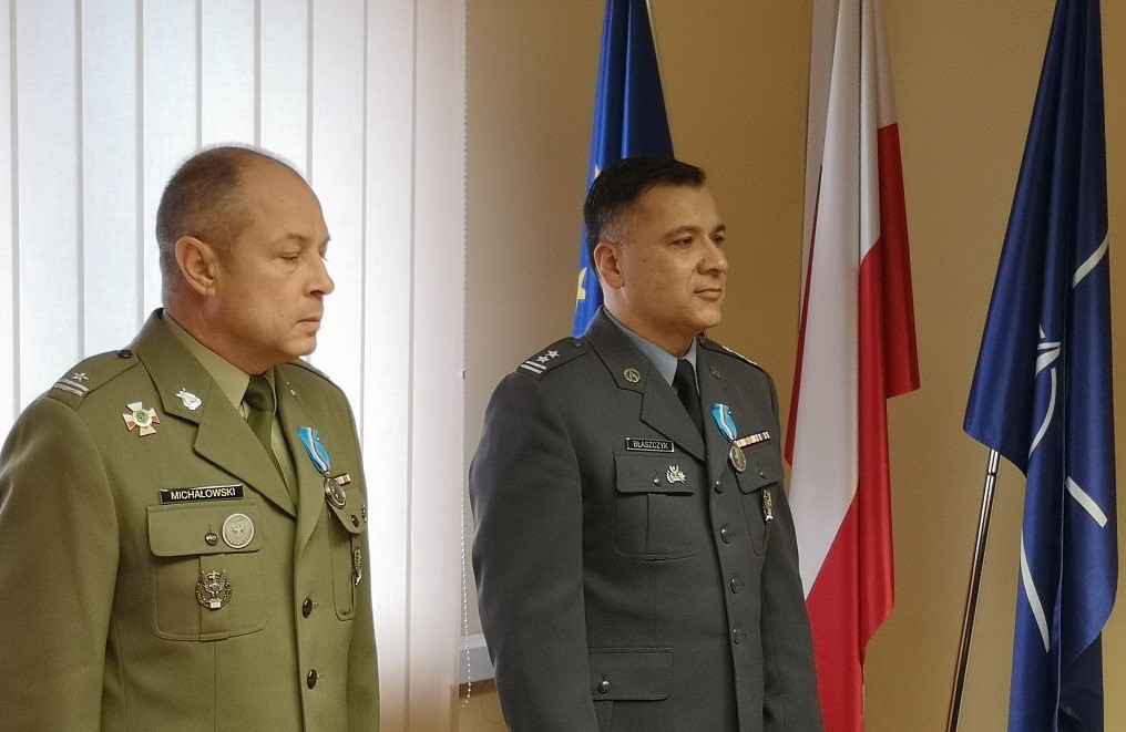 Srebrne Medale za Zasługi Dla Związku Oficerów Rezerwy RP dla szefa i zastępcy Wojskowego Centrum Rekrutacji w Częstochowie