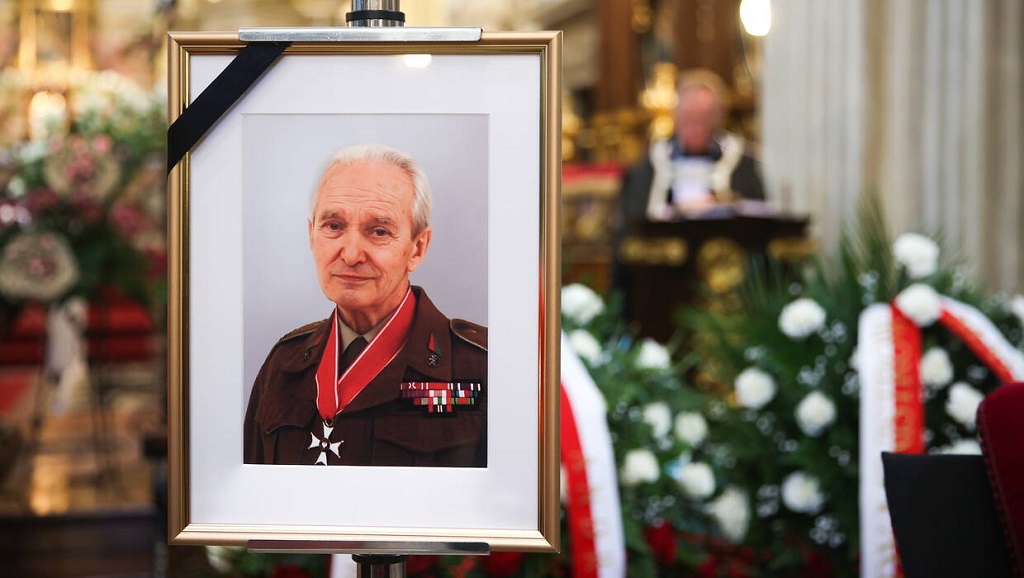 Uroczystości pogrzebowe płk. prof. W. Narębskiego – weterana spod Monte  Cassino z udziałem ZOR RP