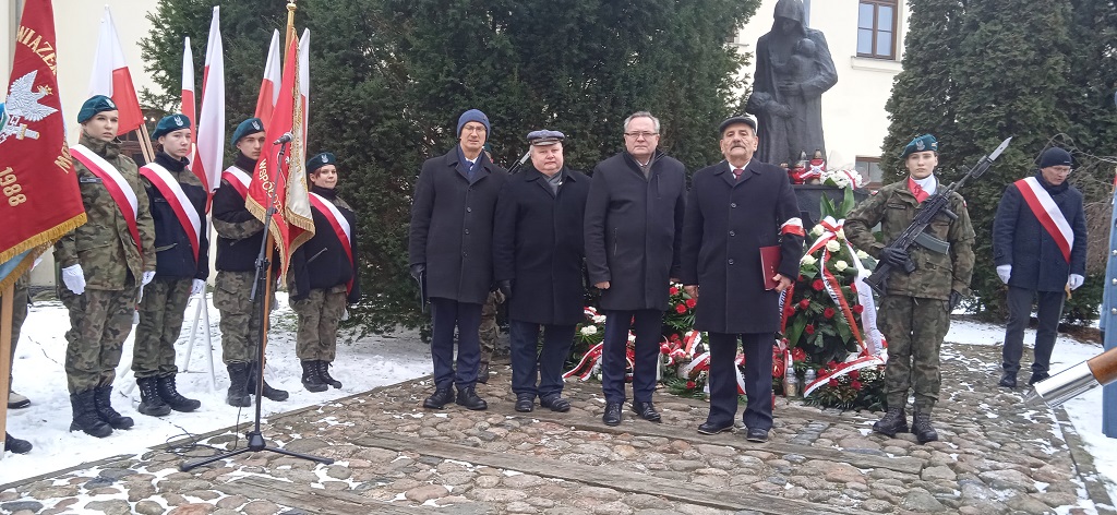 Członkowie Okręgu Lubelskiego ZOR RP uczestniczyli w obchodach  83. rocznicy rozpoczęcia wywózek na Sybir  Polaków z Kresów  II RP 