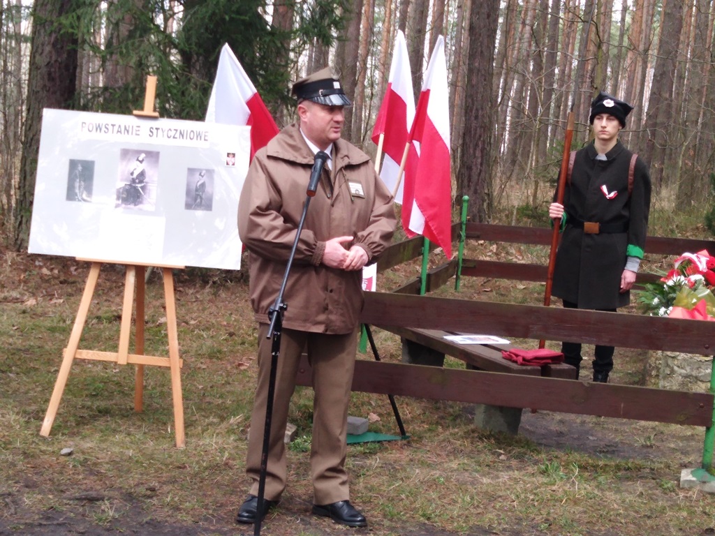 Uroczystość w 160. rocznicę walk Powstańców Styczniowych pod Kuźnicą Masłońską w Kazimierówce (Gmina Łazy)