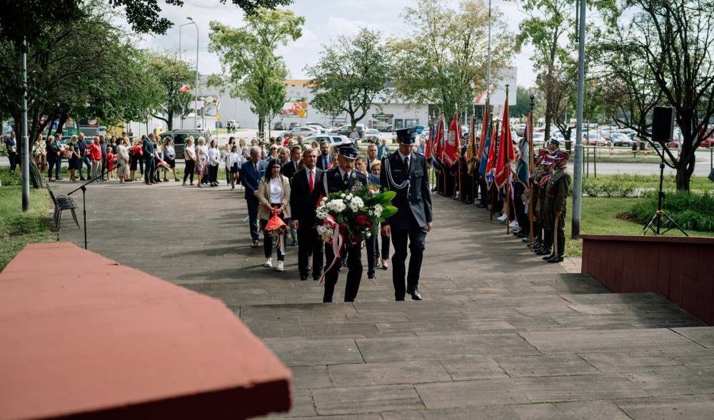 Uroczystości  w Zawierciu poświęcone 84. rocznicy wybuchu II wojny światowej z udziałem członków Śląskiego Okręgu ZOR RP