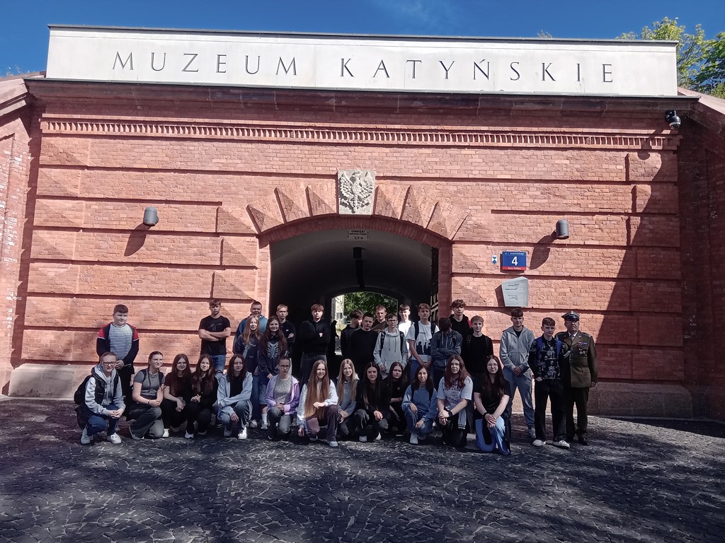 ZOR RP współorganizatorem lekcji historii w Muzeum Katyńskim  w Warszawie dla uczniów ze szkoły w Wykrocie k. Myszyńca (Powiat Ostrołęcki)