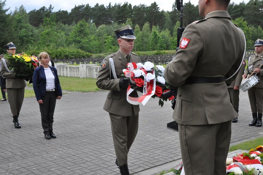 Uroczystości upamiętniające 85. rocznicę egzekucji więźniów Pawiaka  w Palmirach