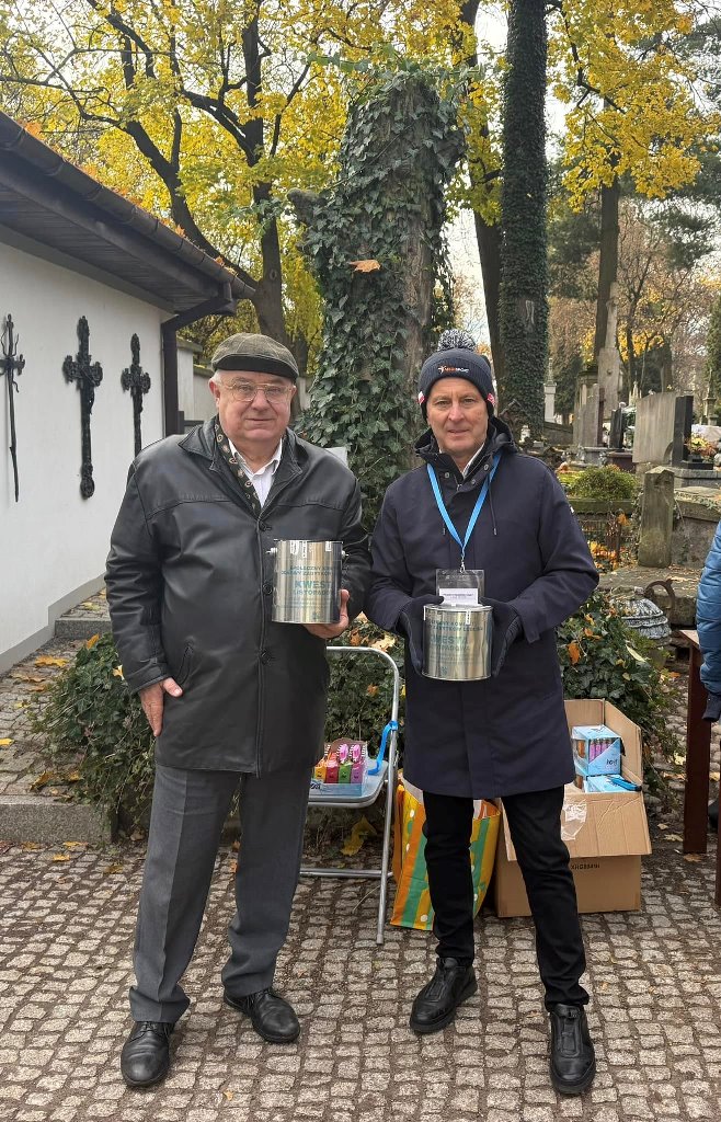 Członkowie Okręgu Lubelskiego ZOR RP uczcili pamięć polskich żołnierzy poległych w obronie Ojczyzny i spoczywających na lubelskich cmentarzach