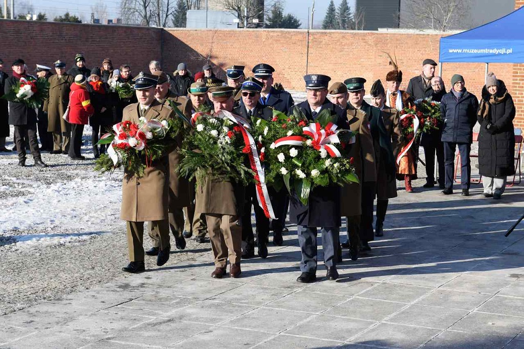 ZOR RP na uroczystych obchodach 81. rocznicy tragedii więźniów Radogoszcza w Łodzi