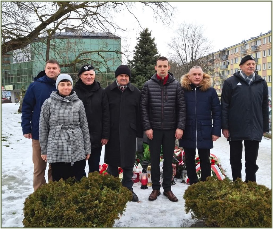 Uroczystości w Stalowej Woli upamiętniające 86. rocznicę pierwszej masowej deportacji Polaków na Sybir
