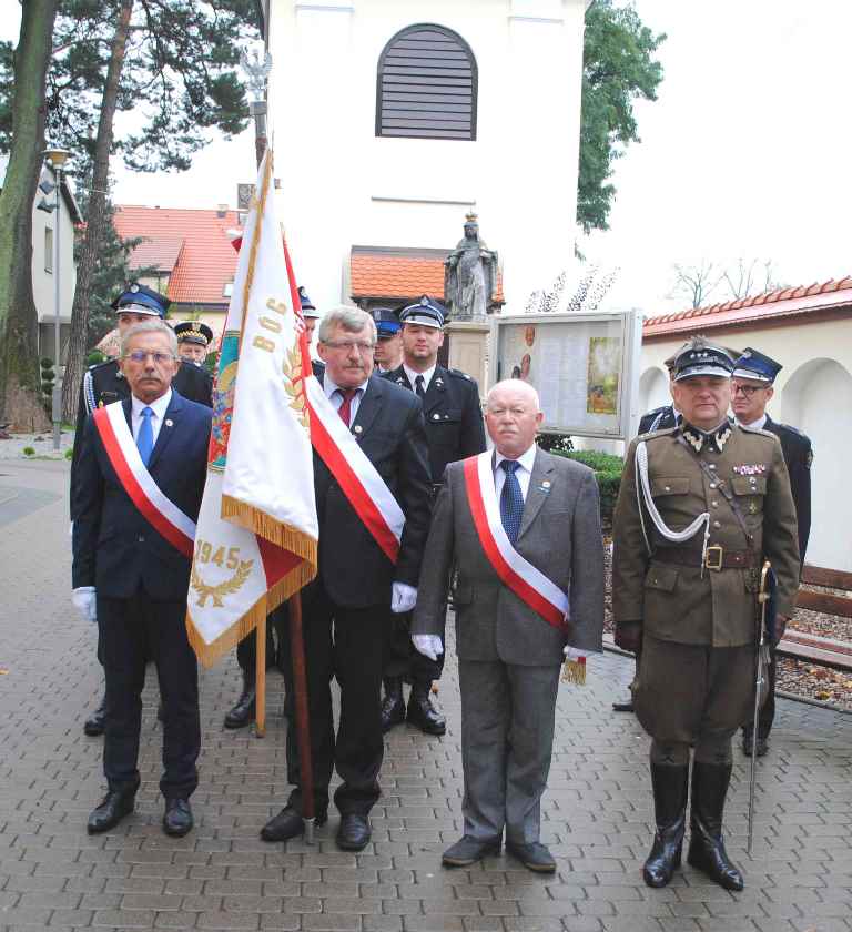 Uroczystość religijno-patriotyczna w Starych Babicach upamiętniająca żołnierzy Września 1939 r.